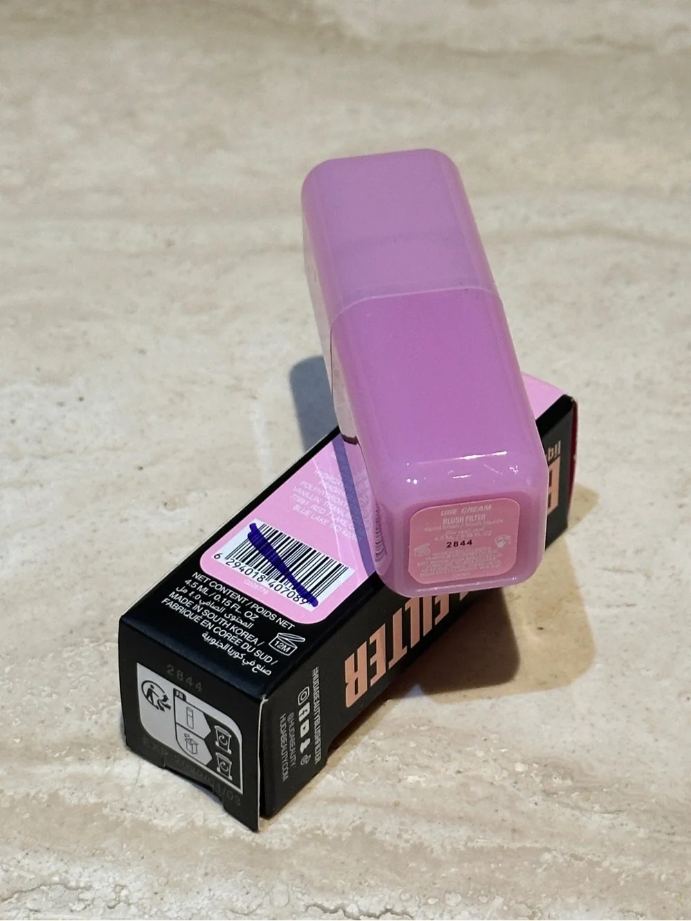 HUDA BEAUTY Blush Filter Soft Glow Liquid Blush Ube Cream (Limited Edition)